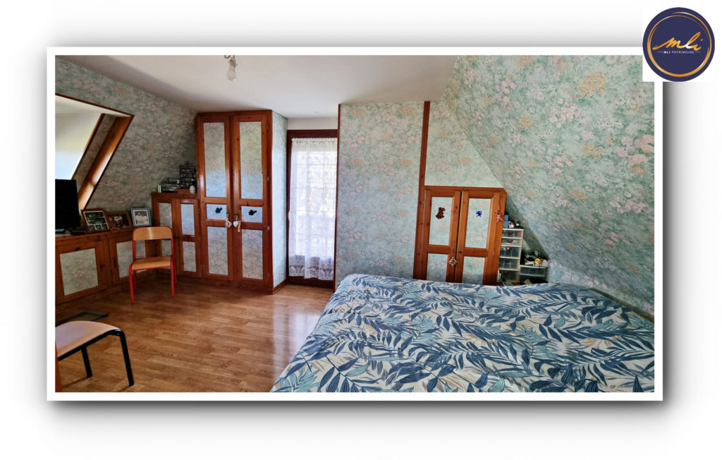 Maison traditionnelle 3 chambres avec sous-sol et jardin à 5 minutes de la mer en voiture