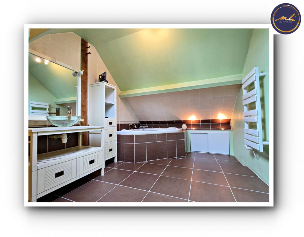 Entre Caen & la mer-Maison avec vie de plain-pied- 4 chambres et jardin