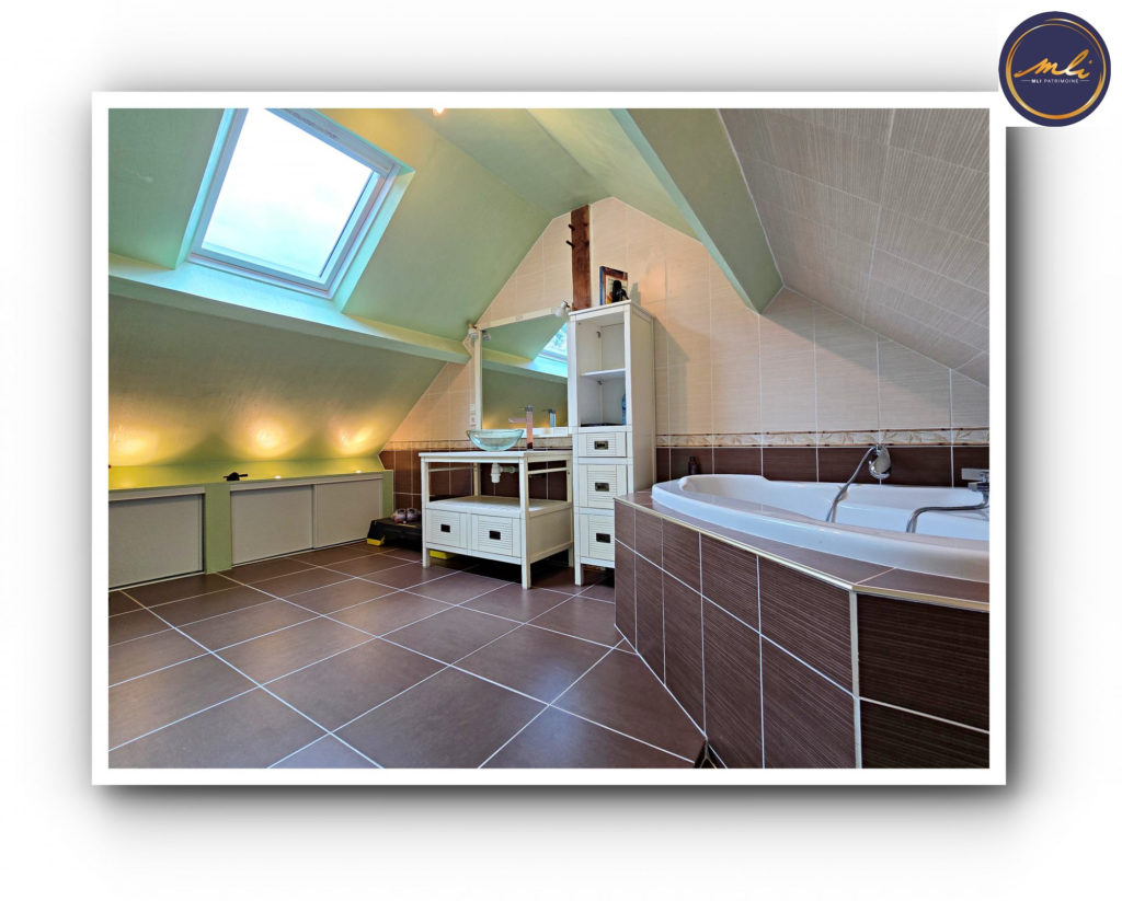 Entre Caen & la mer-Maison avec vie de plain-pied- 4 chambres et jardin