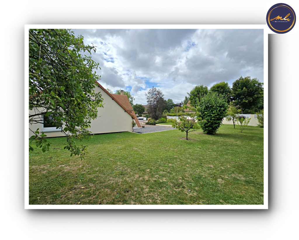 Entre Caen & la mer-Maison avec vie de plain-pied- 4 chambres et jardin