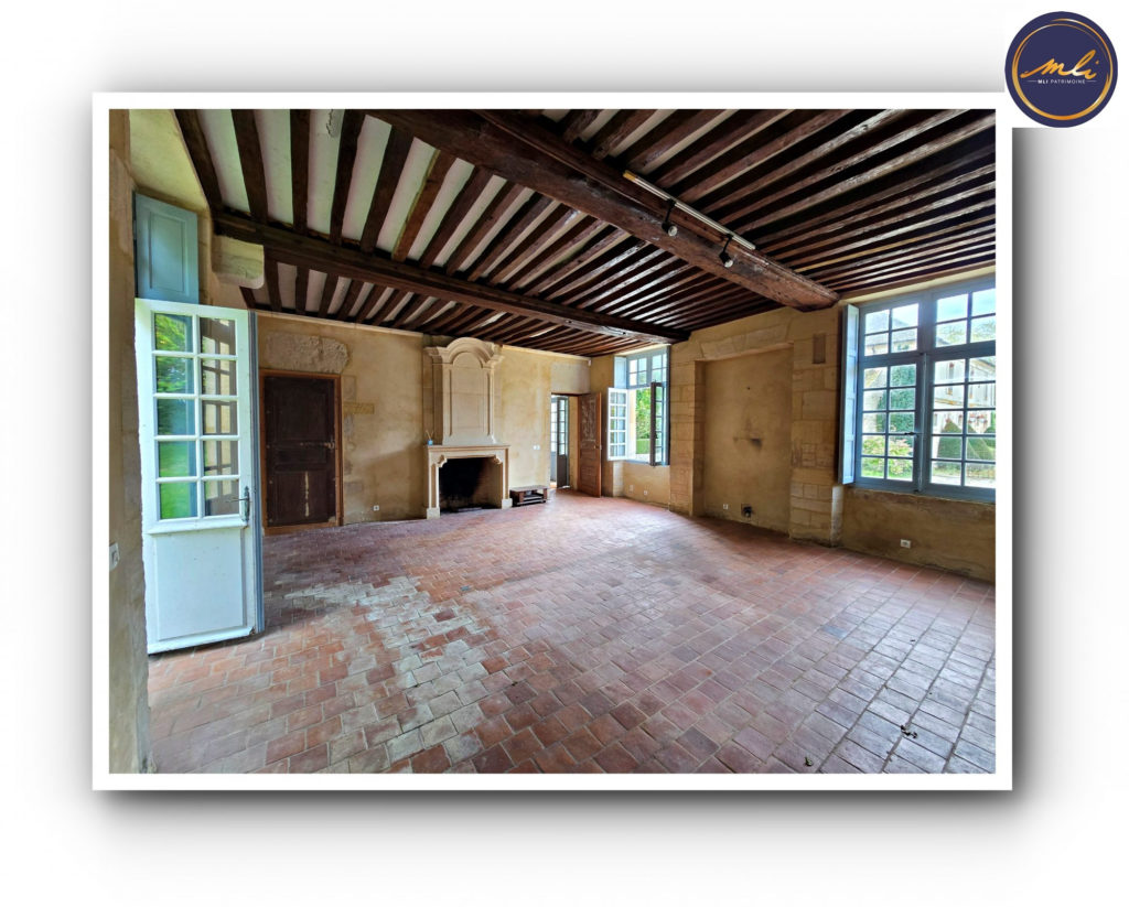 10 minutes de la MER -Ensemble immobilier avec MANOIR, maison annexe , grange et prairie