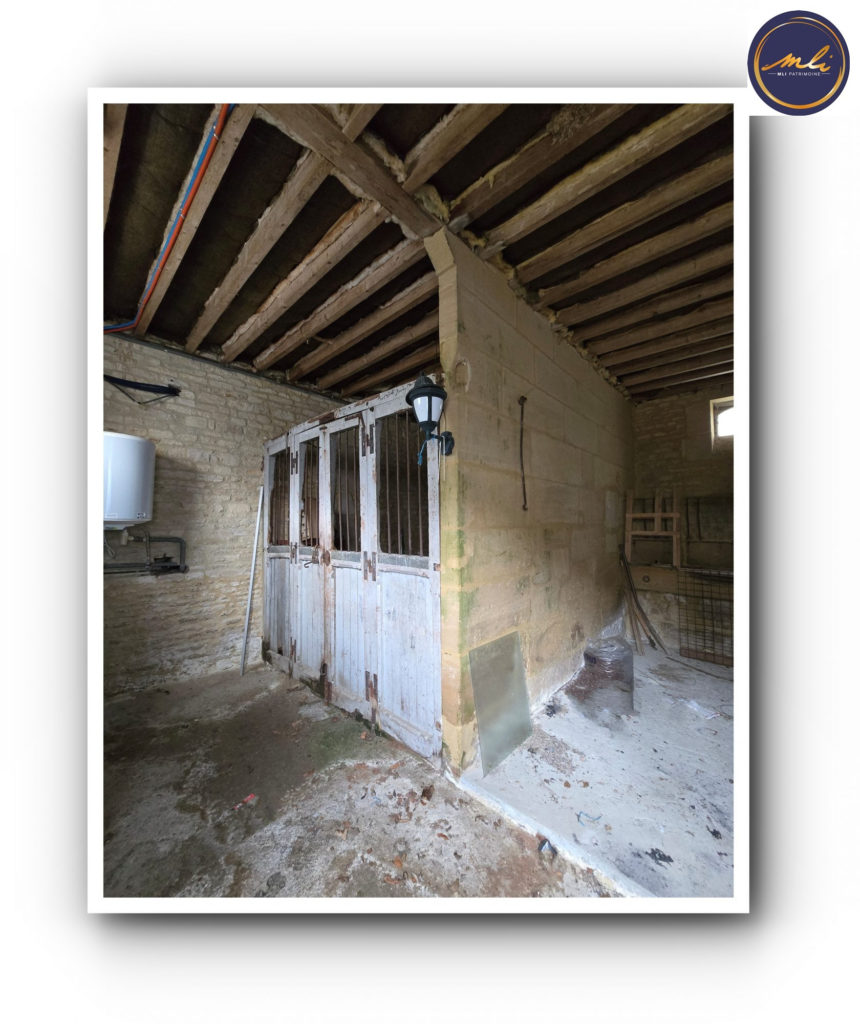 10 minutes de la MER -Ensemble immobilier avec MANOIR, maison annexe , grange et prairie