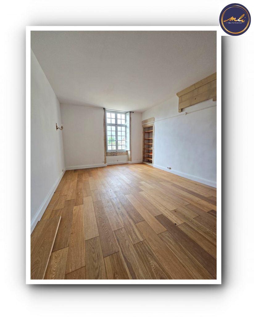 10 minutes de la MER -Ensemble immobilier avec MANOIR, maison annexe , grange et prairie