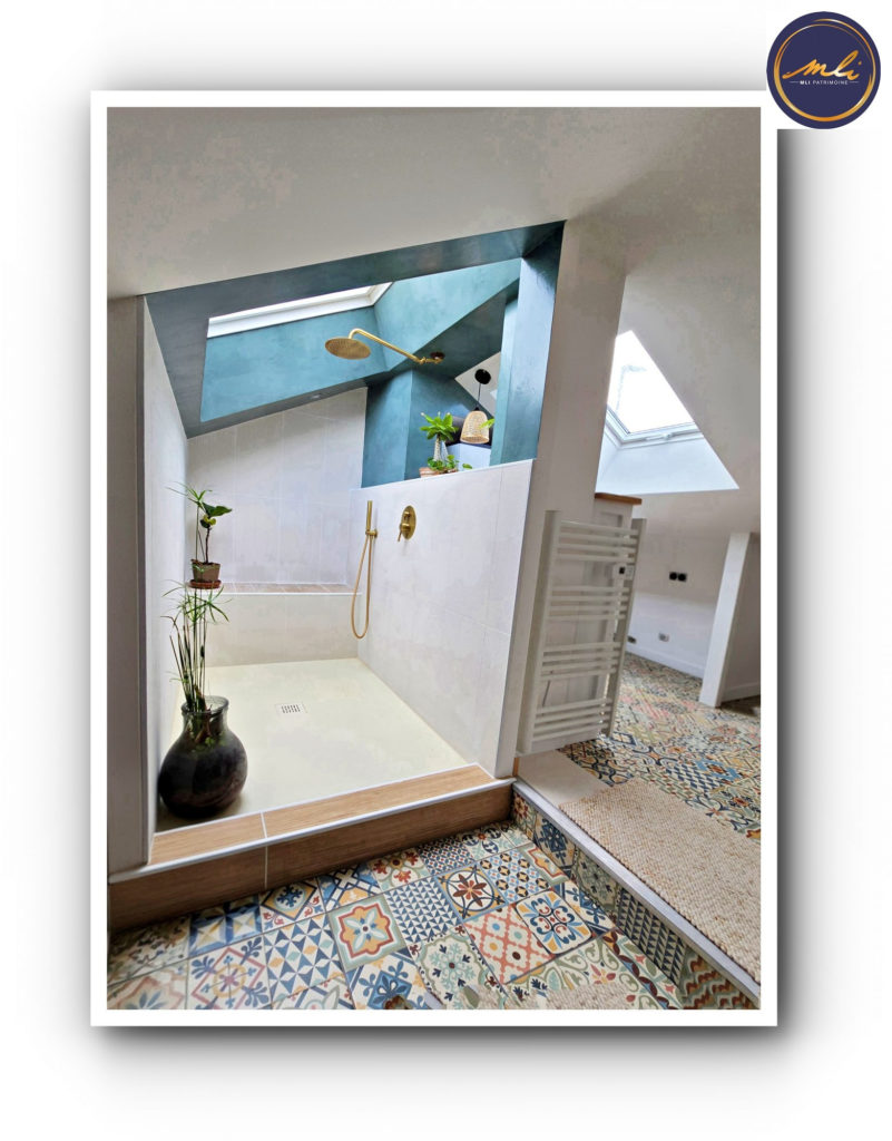 Ensemble immobilier avec MAISON VIE DE PLAIN-PIED + HANGAR & parcelle constructible- à 180 mètres de Port Guillaume