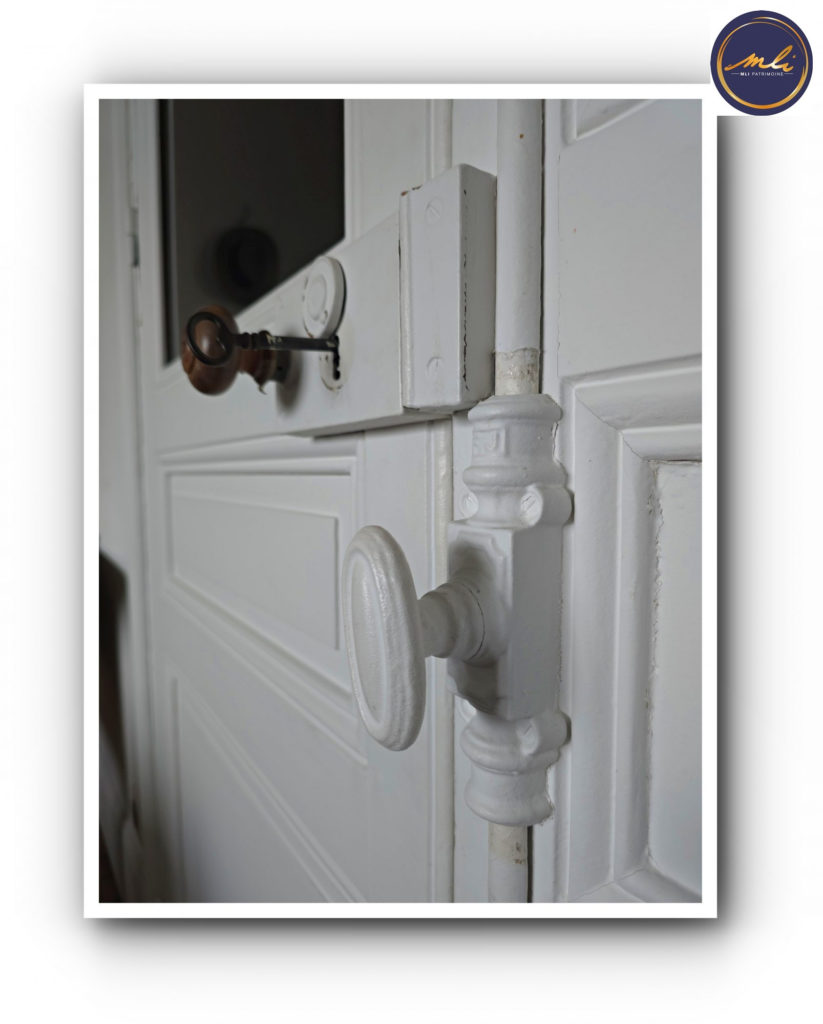 Villa de charme Anglo Normande 270 m² avec 3 appartements d&rsquo;hôtes + jardin – 30 minutes de la MER- Entre Bayeux et Caen