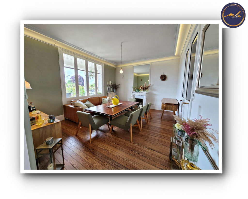 Villa de charme Anglo Normande 270 m² avec 3 appartements d&rsquo;hôtes + jardin – 30 minutes de la MER- Entre Bayeux et Caen