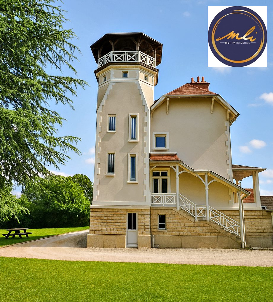 Villa de charme Anglo Normande 270 m² avec 3 appartements d&rsquo;hôtes + jardin – 30 minutes de la MER- Entre Bayeux et Caen