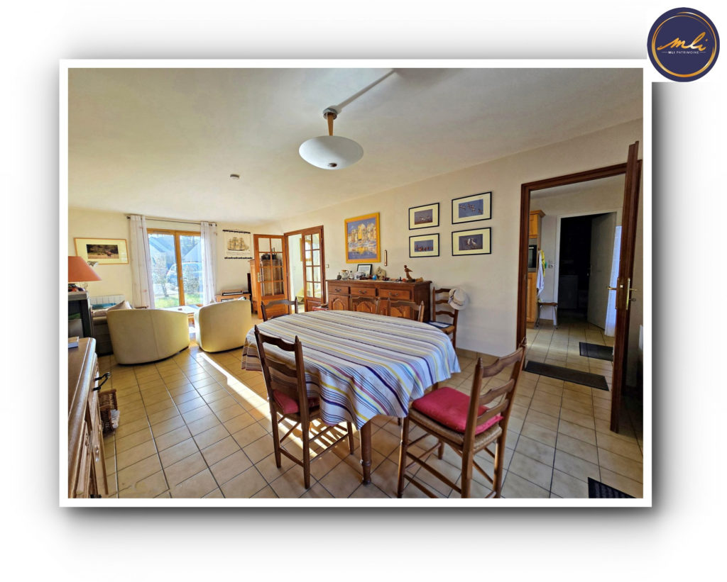 Maison 4 chambres avec vie de PLAIN-PIED à 15 minutes au SUD OUEST de Caen et 30 minutes de la MER