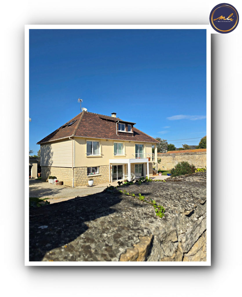 Maison familiale avec PLAIN-PIED et GARAGE BATEAU à 600 mètres de la MER- 5 chambres-