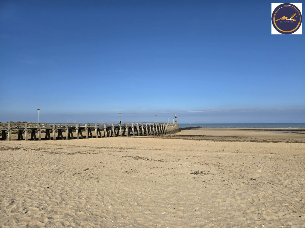 Maison familiale avec PLAIN-PIED et GARAGE BATEAU à 600 mètres de la MER- 5 chambres-