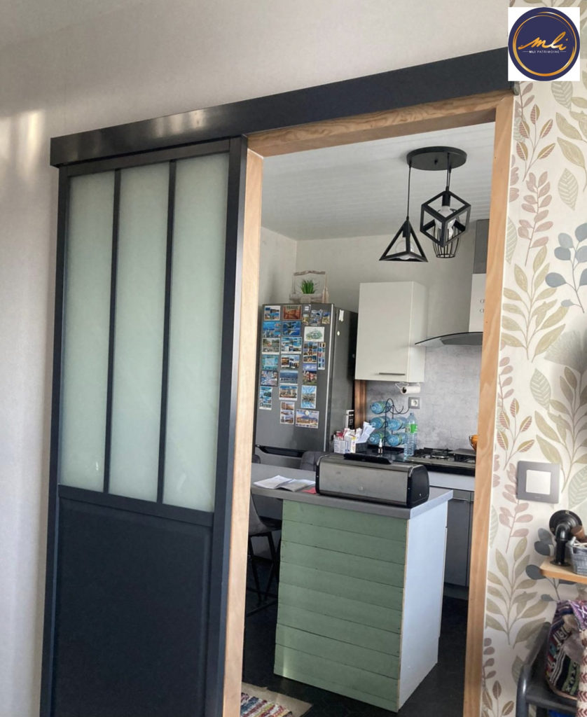 Maison 5 chambres avec sous/sol- Garage à bateaux