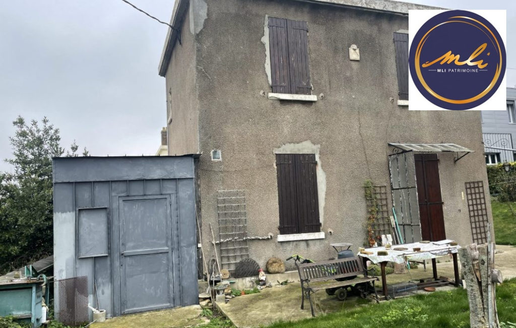 A RENOVER proche Caen et à 10 km de la MER -Maison ancienne avec jardin