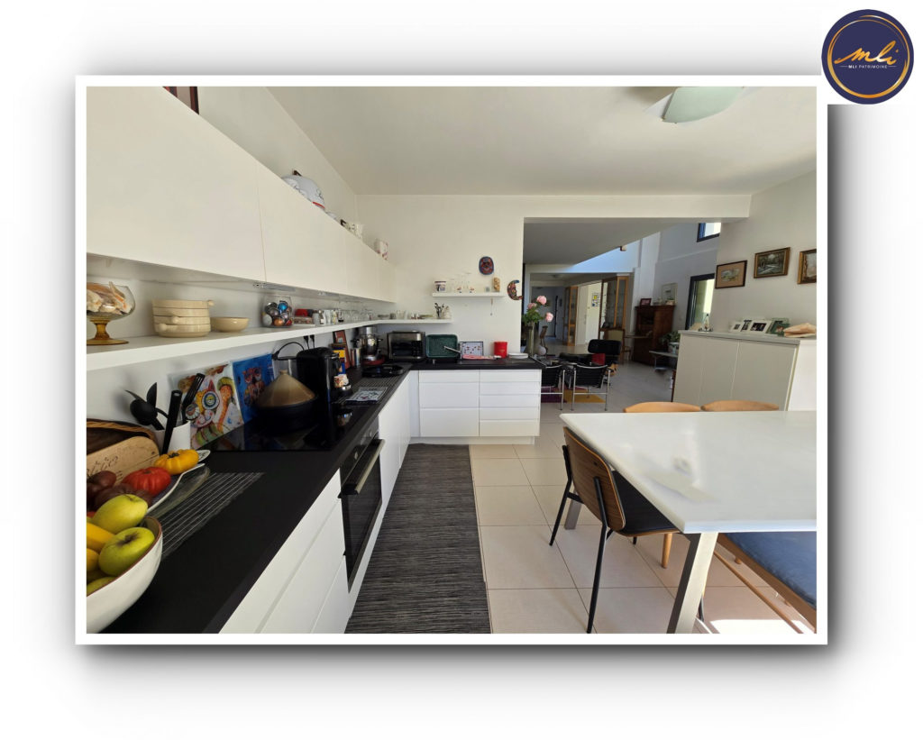 A 200 mètres de la MER- Maison contemporaine 4 chambres avec vie de plain-pied possible- Garage- 2h30 de Paris!