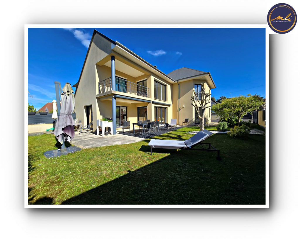 A 200 mètres de la MER- Maison contemporaine 4 chambres avec vie de plain-pied possible- Garage- 2h30 de Paris!