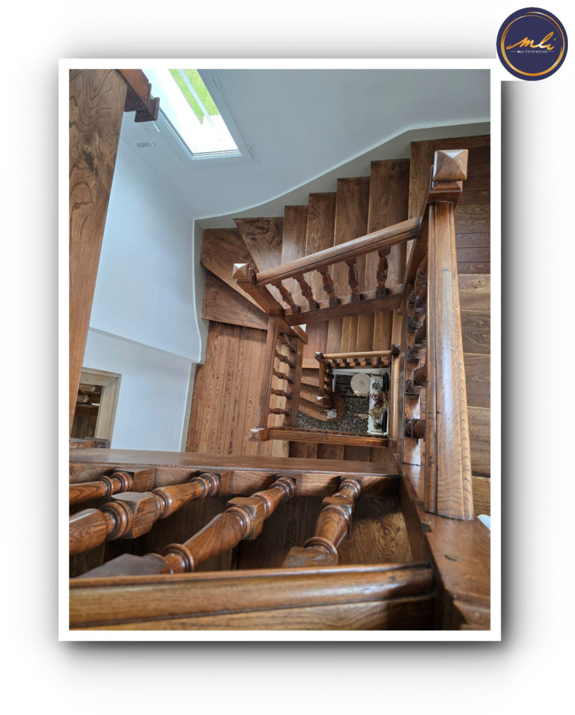 Villa de charme Anglo Normande 270 m² + jardin- 7 chambres – 30 minutes de la MER- Entre Bayeux et Caen