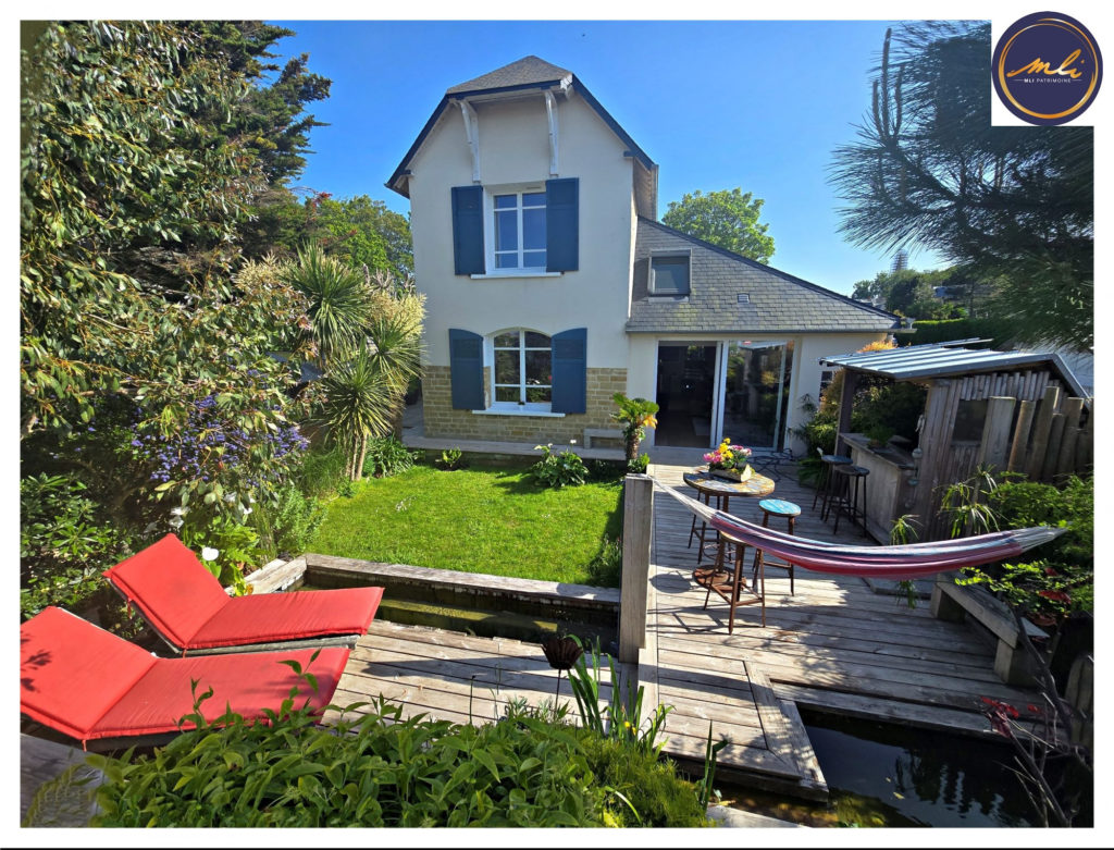 A 100 mètres de la MER- Villa de CHARME en Pierre-4/5 Chambres et Jardin / Grenier- 2h30 de Paris