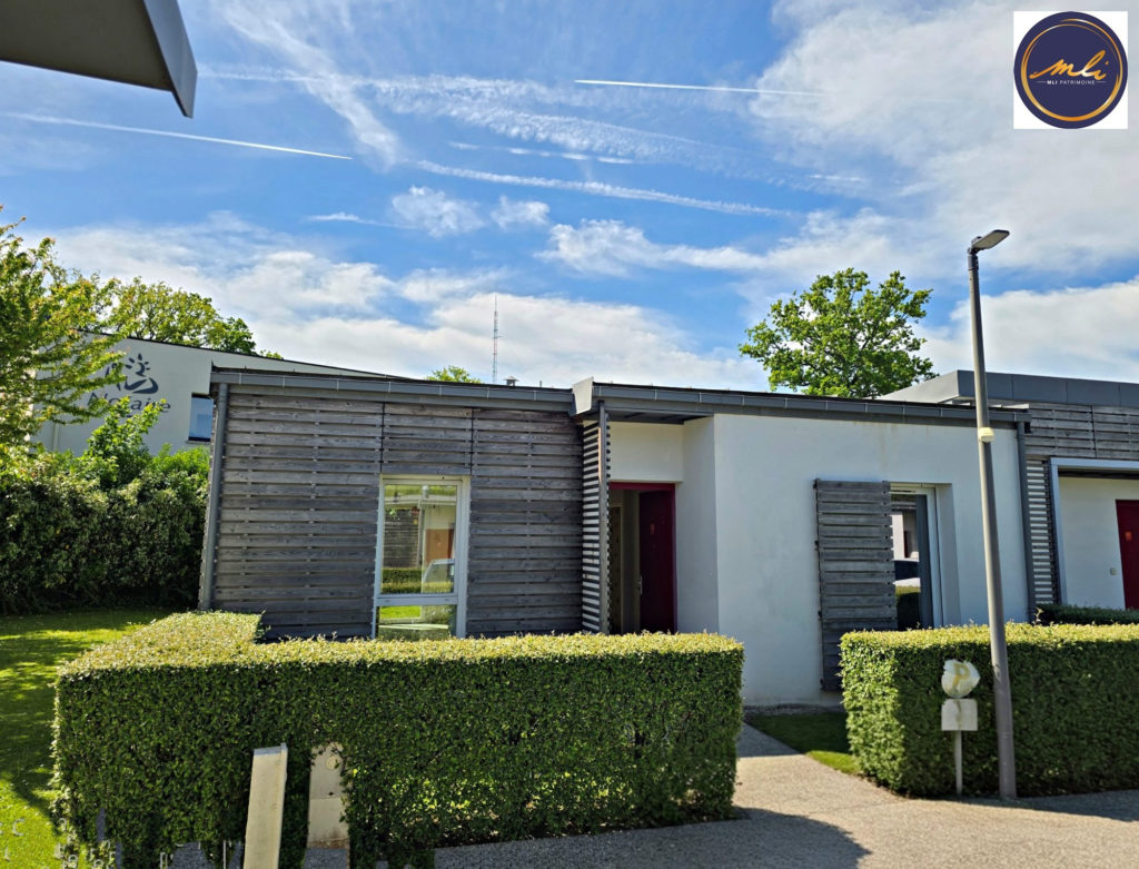 Pour habiter OU investir -Maison T3 (2 chambres) en résidence séniors Domitys avec jardin et stationnement